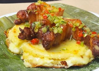 2. Arepa De Chicharrón