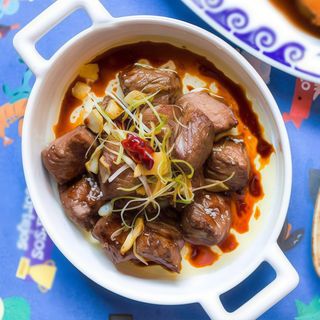 Solomillo a tacos al ajillo con miso