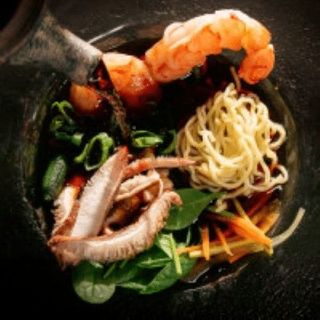 Рамен с  от аржентински скариди