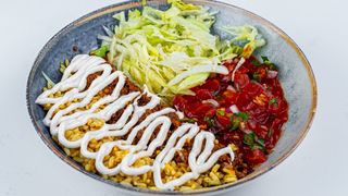 Chili con carne bowl