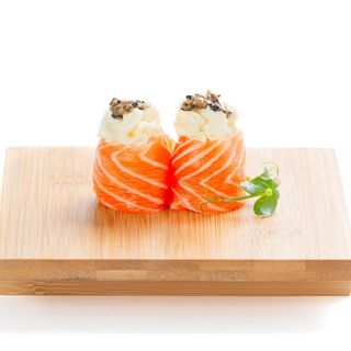 148. Gunkan sake tartufo - 2 pezzi