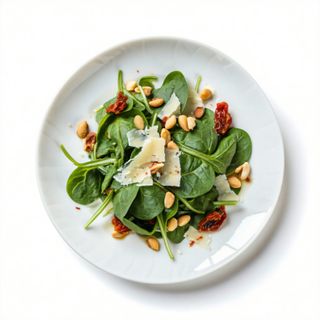 Ensalada de espinacas, peras, nueces y gorgonzola