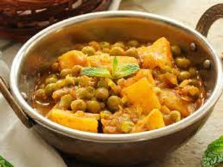 Bombay Potatoes (Vegan Option)