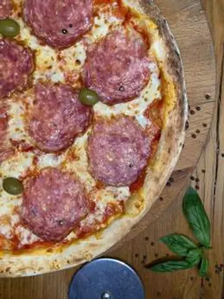 PIZZA SALAMI