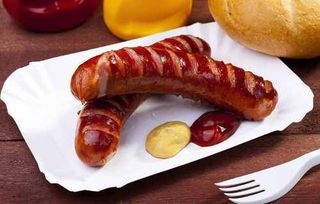 Жареная сосиска (1 шт.)