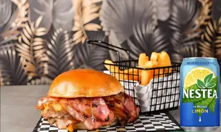 COMBO BURGER