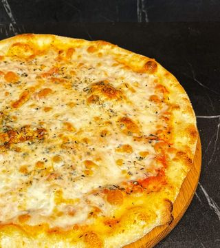 Піца Маргарита (440г)