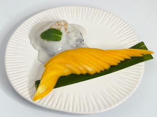 Mango sticky rice