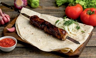 Խոզի խորոված լավաշով