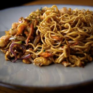 Yakisoba De Pollo