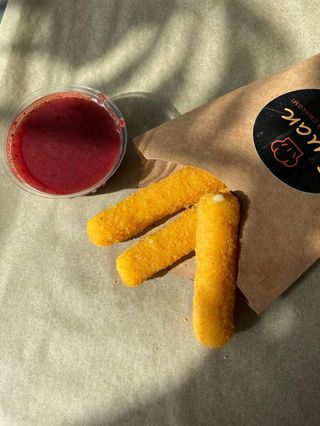 Сирні палочки із Соусом 