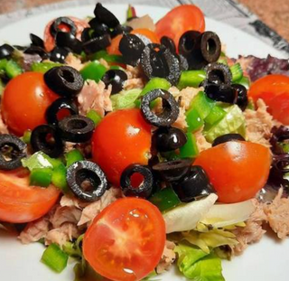Ensalada De Atún