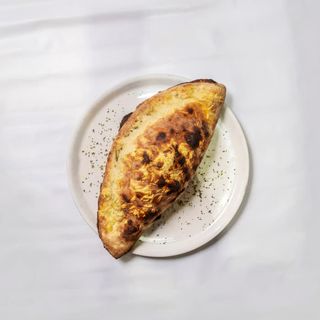 Pizza Doblada Calzonino (Mediana)