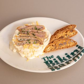 Tapa De Ensaladilla Rusa Casera Con Ventresca De Atún