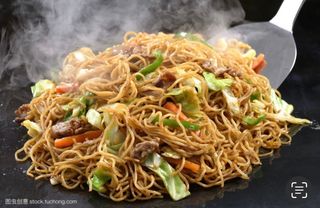 22A. Tallarines al estilo Pekin