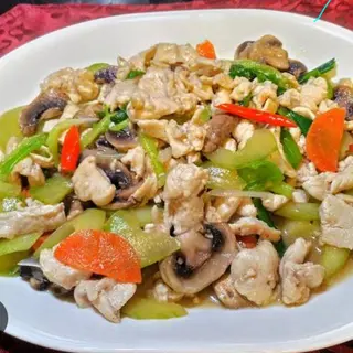 60.Chop-Suey De pollo