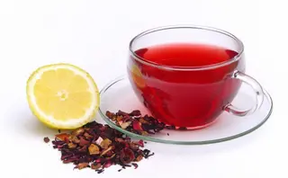 Té Rojo Silueta De Verano