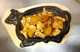 56. Pollo patate alla piastra