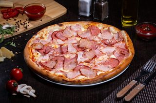 Pizza Quattro Carni Ø 32cm