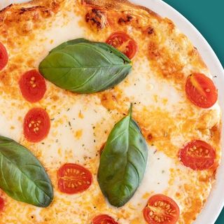 Pizza salerno (mediana)