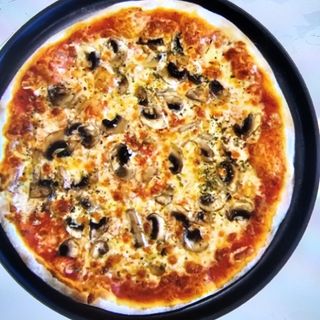 FUNGHI PIZZA