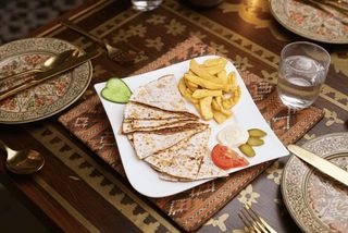 Sudjuk lavash z serem