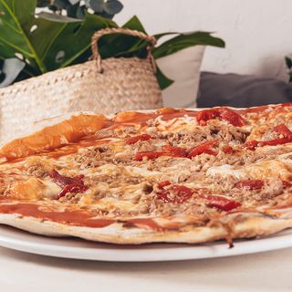 Pizza Tonnara (32 Cm.)