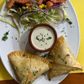 Chicken Samosa  (2 Piezas)