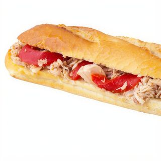 Bocadillo de atún con pimientos