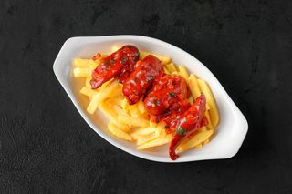 Фри С Сосисками Гриль В Овощном Соусе (250г)