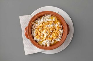 Качамак със сирене или спържа