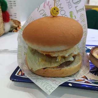 Burger Deluxe