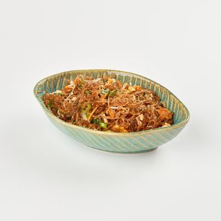 Spaghetti di soia saltati con verdure