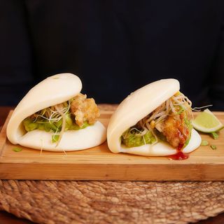 BAO CRISPY CHICKEN