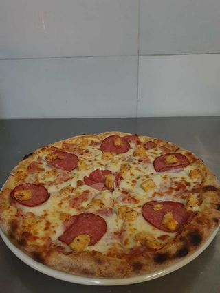 Pizza Quattro Carni mare