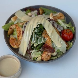 Caesar Chicken Salata MINI