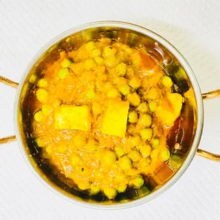 58. Mutter paneer