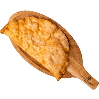 Чебурек з м'ясом, помідором та сиром (210 г)