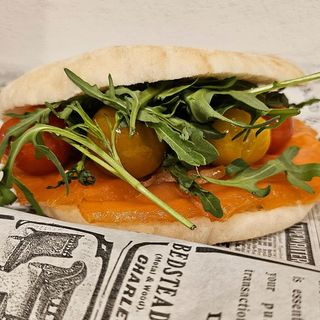 Sándwich de Salmón marinado