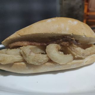 Bocadillo De Calamares
