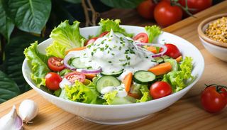 3. Салата соеви кълнове