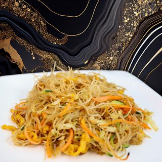Spaghetti di riso con verdure