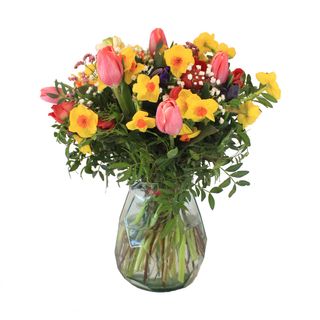 Iasi. Ramo de flores de temporada.