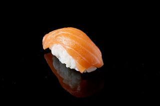 Nigiri salmone