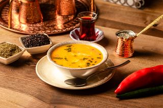 Tavuk çorbasi (pui)