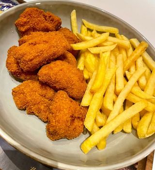 Chicken Nuggets and Chips