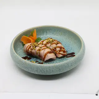 100 Nigiri Black flambé salmone