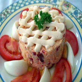 Ensaladilla Con Gambas