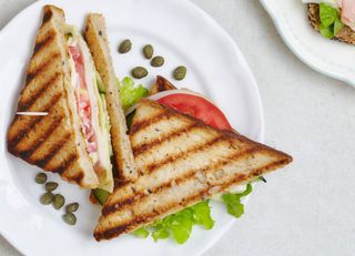 Sándwich frío simple