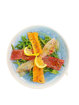 80. Rucola con pesce misto